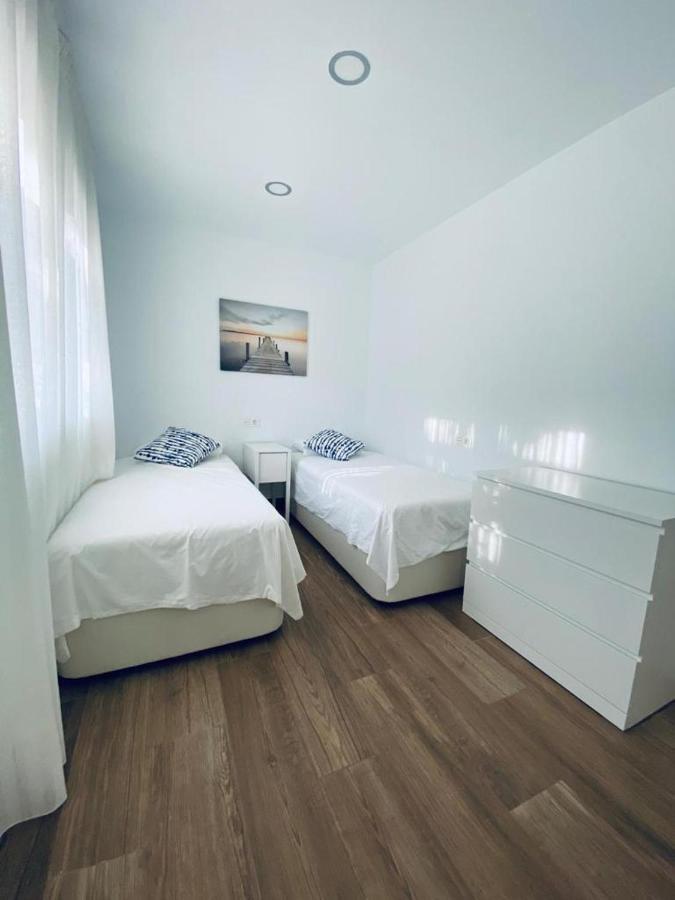 Precioso Apartamento En El Tesorillo อัลมูเญการ์ ภายนอก รูปภาพ
